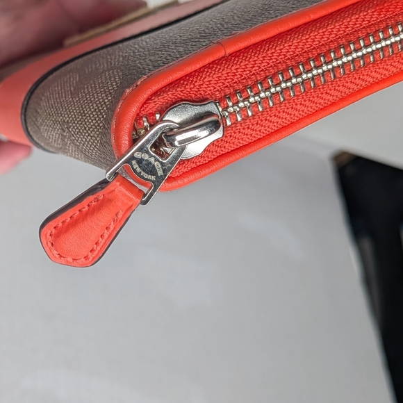 Coach Signature C Zip Long Wallet Brown Khaki Coated Canvas Orange Leather Trim - Picture 12 of 16